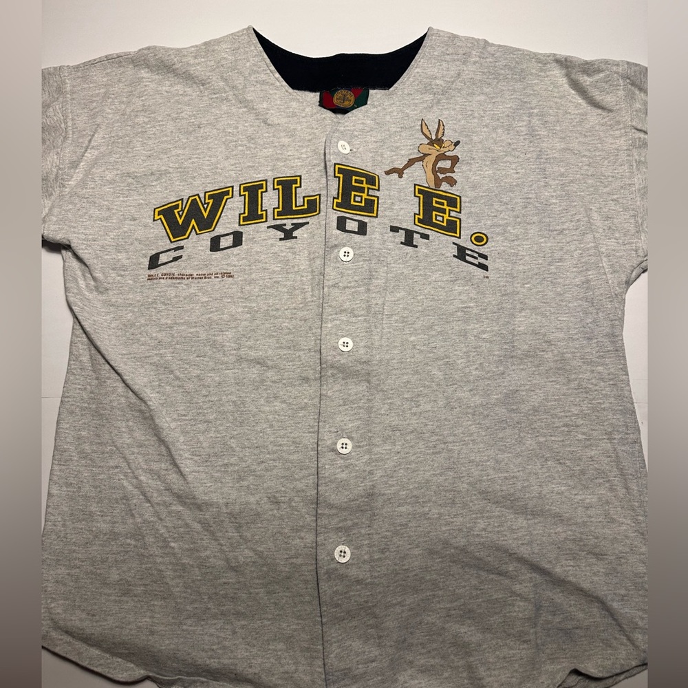 Vintage 90s Wilee Coyote Jersey Shirt